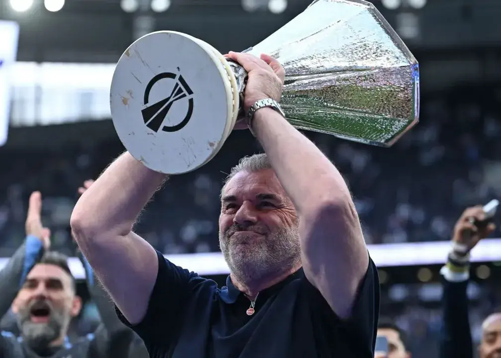 شورش در تاتنهام: خشم بازیکنان از اخراج پوستکوگلو!