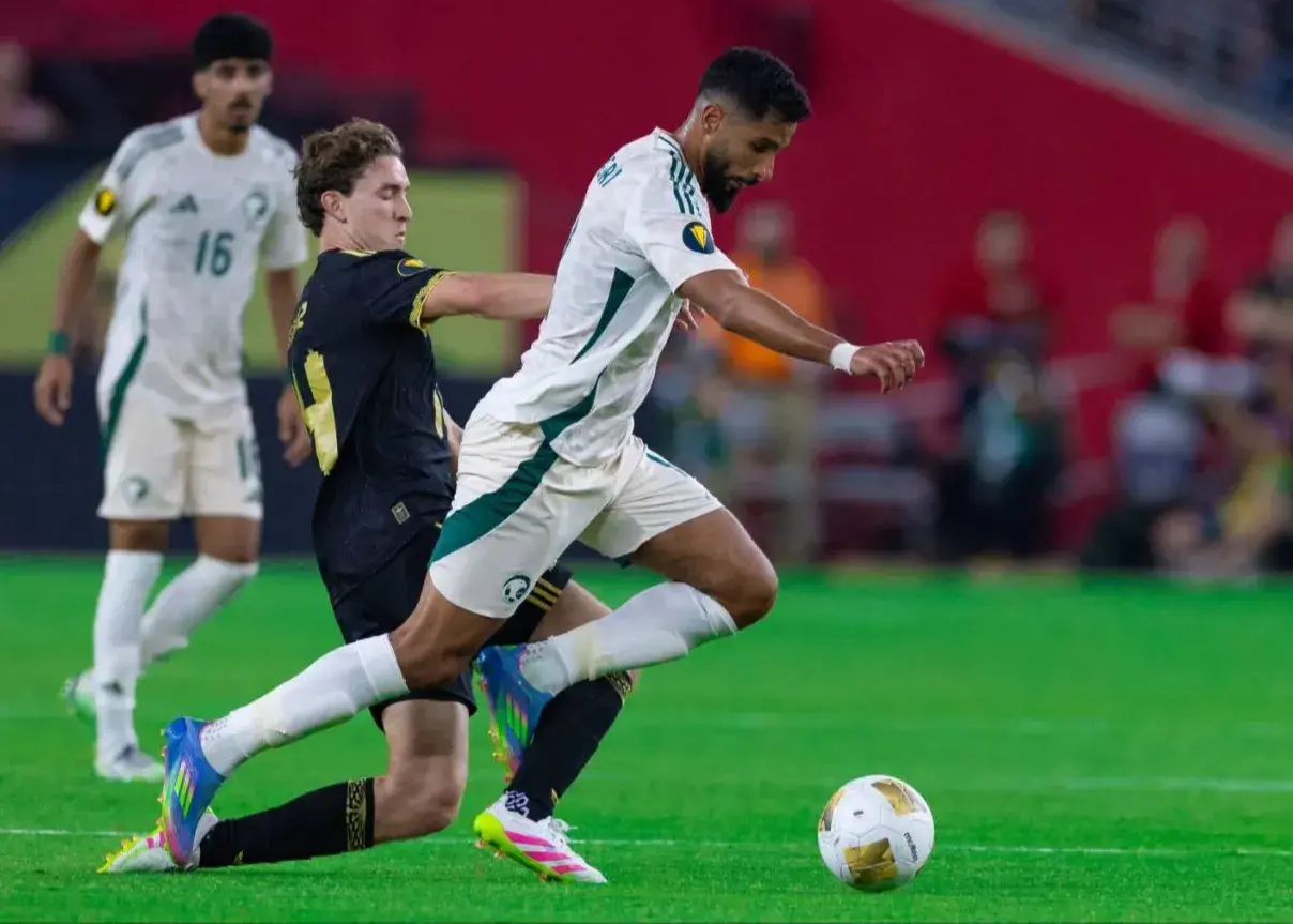 عربستان به میزبان جام جهانی باخت و حذف شد