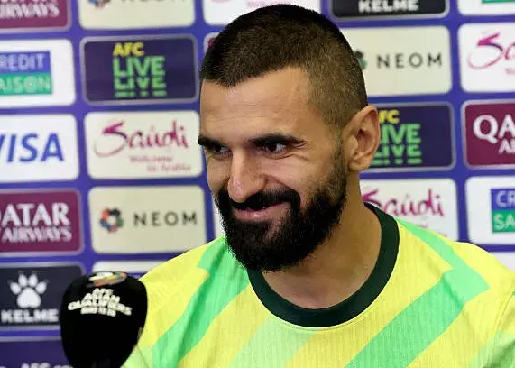 عزیز بهیچ: پای راستم خیلی به من لطف کرد!‏