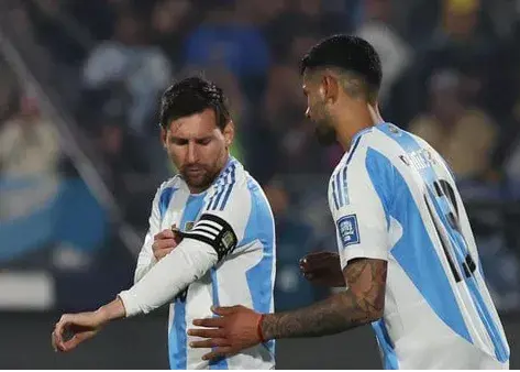 فریاد مسی بر سر داور: تو مقصر این وضعیتی!