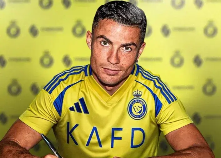 فوری و رسمی: رونالدو با النصر تمدید کرد