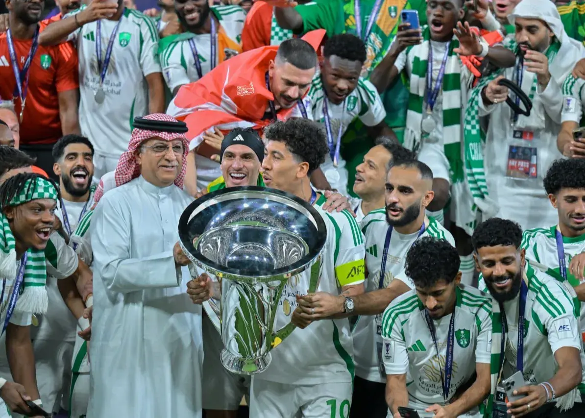 قهرمان آسیا و چوب حراج به ستاره‌های مطرح!