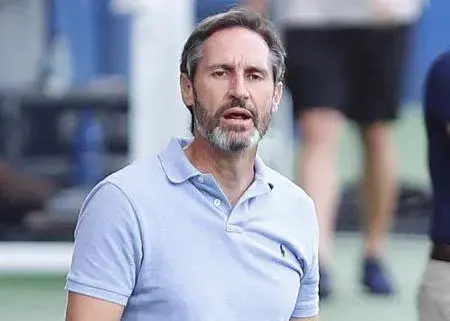 مربی مشهور اسپانیایی در راه قطر