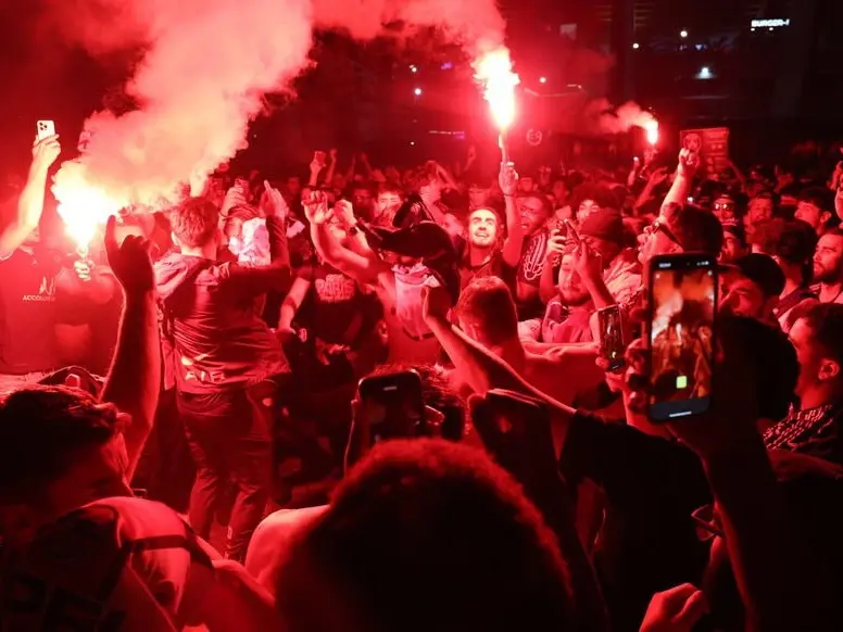 مرگ نوجوان ۱۷ ساله در جشن قهرمانی پاریس!