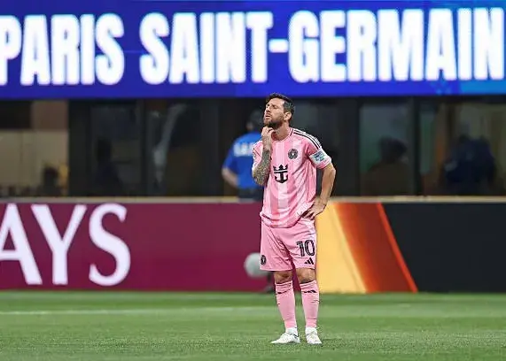 مسی: پی‌اس‌جی بزرگ است و خیلی خیلی قوی