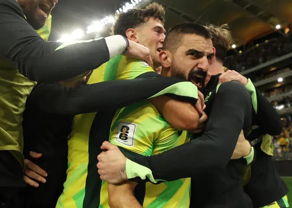 معجزه عزیز: گل تاریخی فوتبال استرالیا در دقیقه 90‏