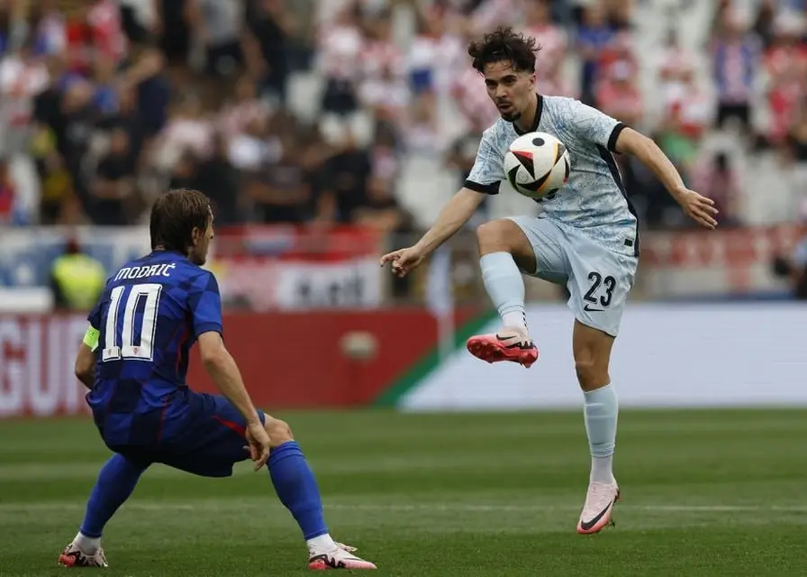 مودریچ بهترین هافبک جهان را معرفی کرد