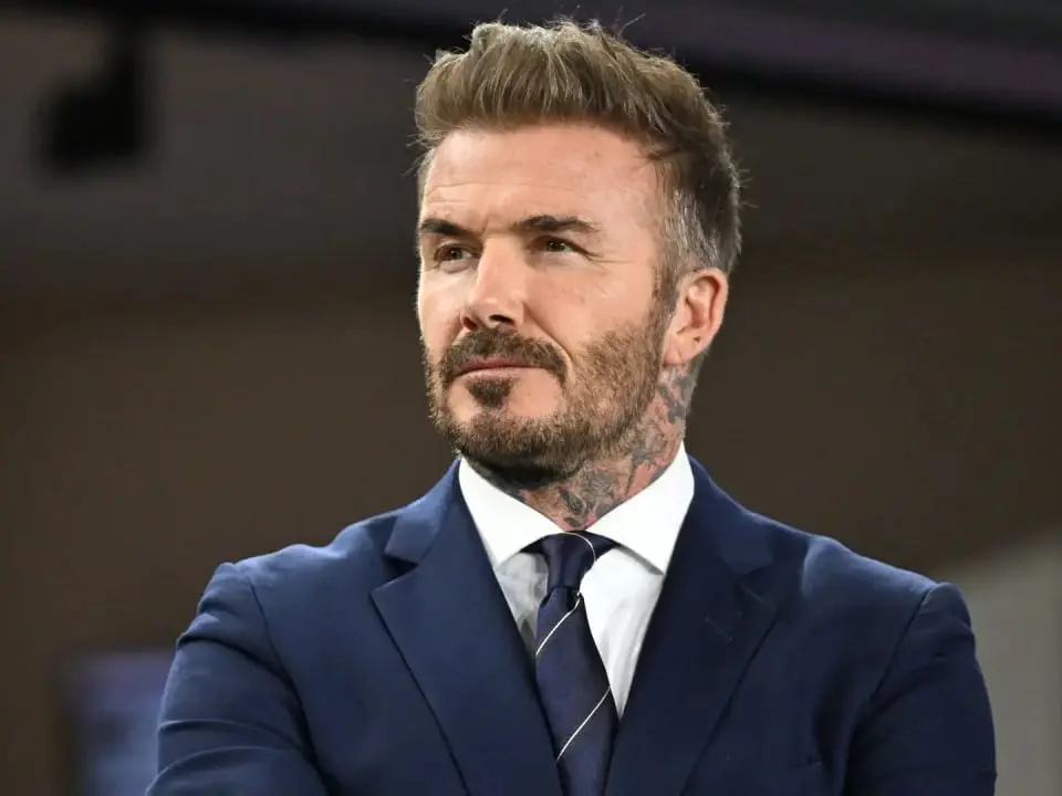 بمب خبری روی فرق سر دیوید بکام! (عکس)