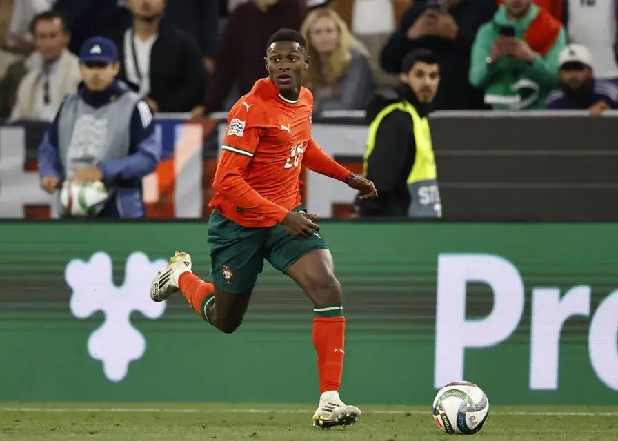 نونو مندس را باید در مونیخ زندانی کرد!