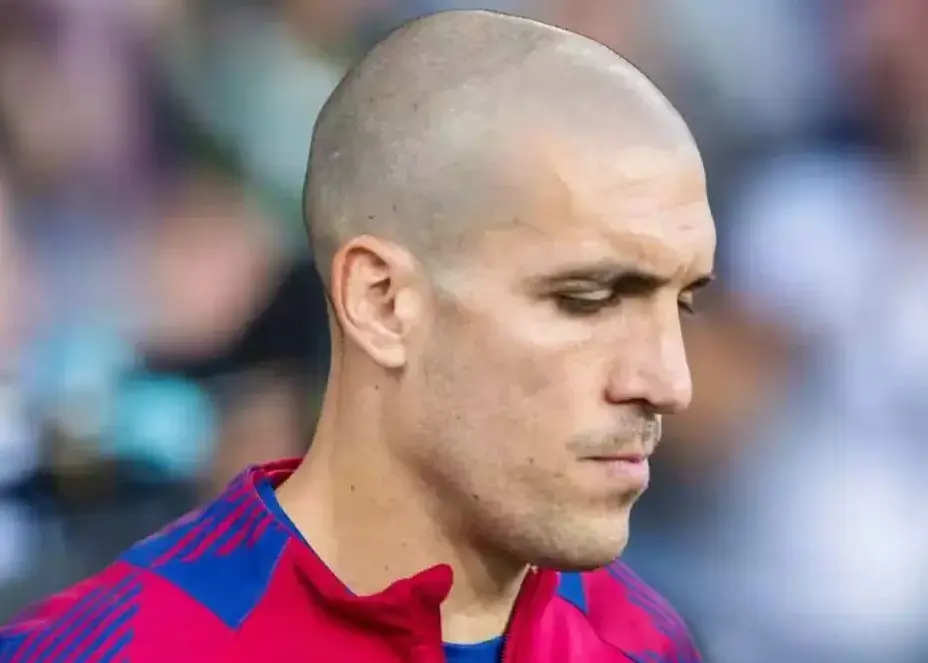 هافبک بارسا در آستانه فسخ قرارداد