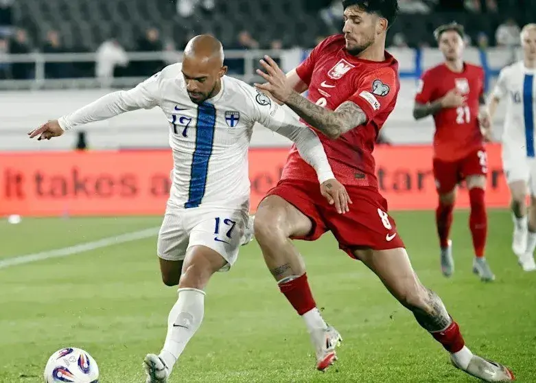 هراس فنلاند و لهستان: فوتبال دیگر مهم نیست!