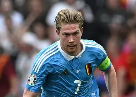 پدر دی‌بروینه: کوین به یک دلیل ناپولی را انتخاب کرد