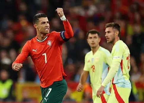 پرتغال گل زد، رونالدو با اویارسابال تسویه‌حساب کرد