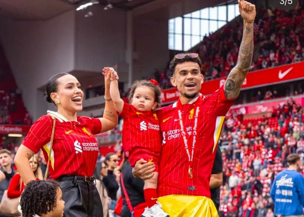 پست خداحافظی: لوئیس دیاز از لیورپول می‌رود!