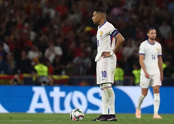 پنالتی امباپه فرانسه را به کامبک امیدوار کرد (عکس)