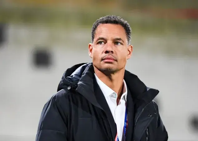 چاقو در سینه مدیر لیون: احتمالا اقدام به خودکشی!‏