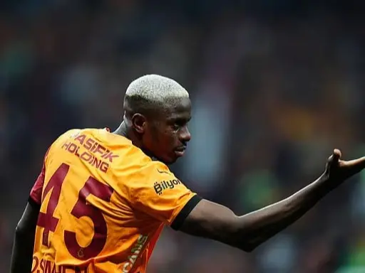 چراغ سبز مهاجم جنجالی به منچستریونایتد