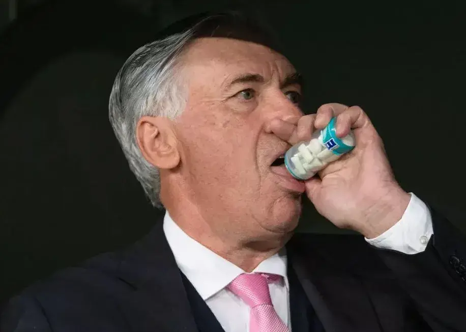 کارلتو زیر ذره‌بین: آنالیز آدامس جویدن آنچلوتی