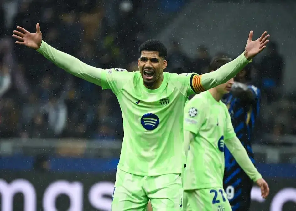 کاپیتان بارسلونا فقط یک حامی دارد