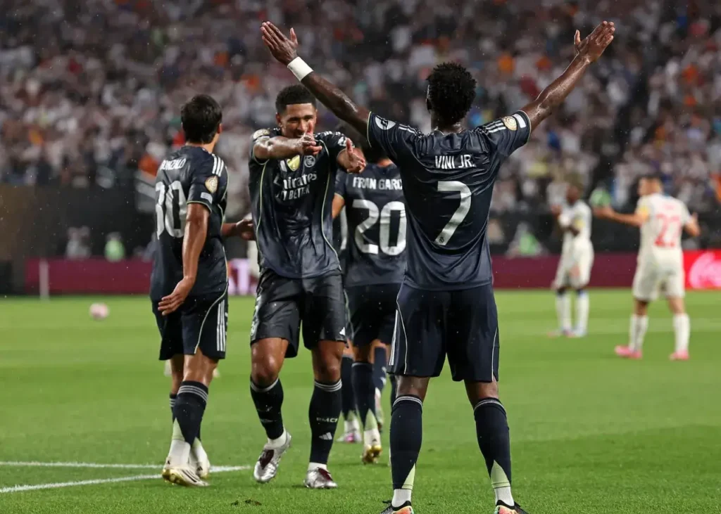 کمربندهایتان را ببندید: رئالِ ژابی در آستانه پرواز!