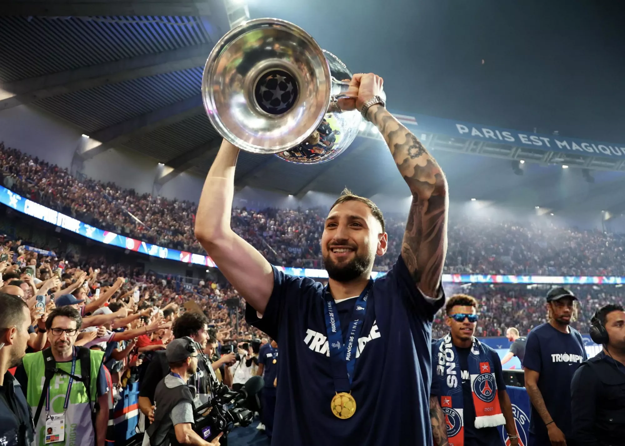 یونایتد یا سیتی: دوناروما در آستانه انتخاب بزرگ