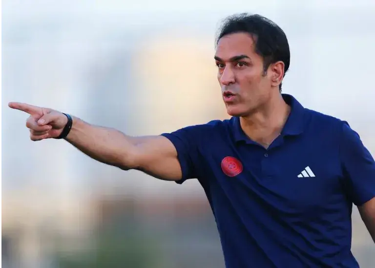 درخشش یک ستاره آبی در دبی! (عکس)