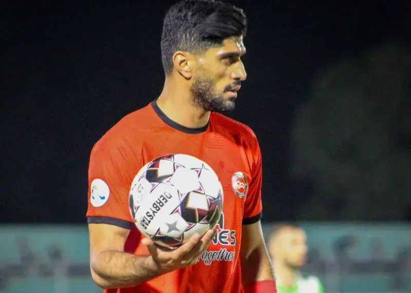 چرا تراکتور از تیم ملی بیشتر دفاع راست دارد؟