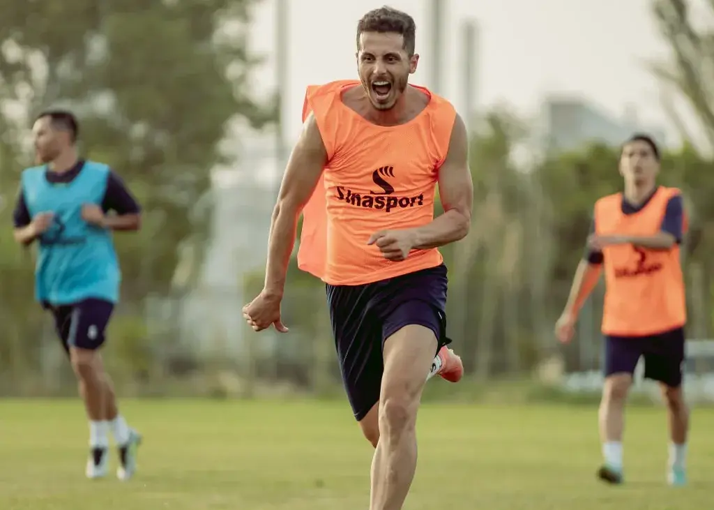 هوشمند با انرژی تازه آمد (عکس)