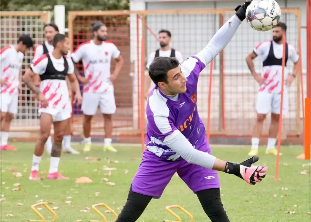 نیاز مبرم مس و خطیبی به جذب دروازه‌بان/ جای حامد لک در رفسنجان خالی ماند!