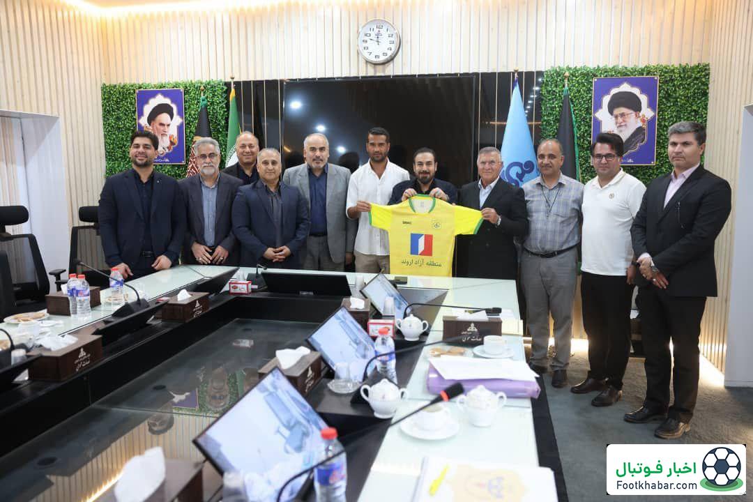 شجاعی: باید شرایط را برای صعود نفت مهیا کنیم