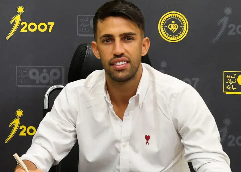 رضاوند: خداحافظ استقلال، درود نقش جهان