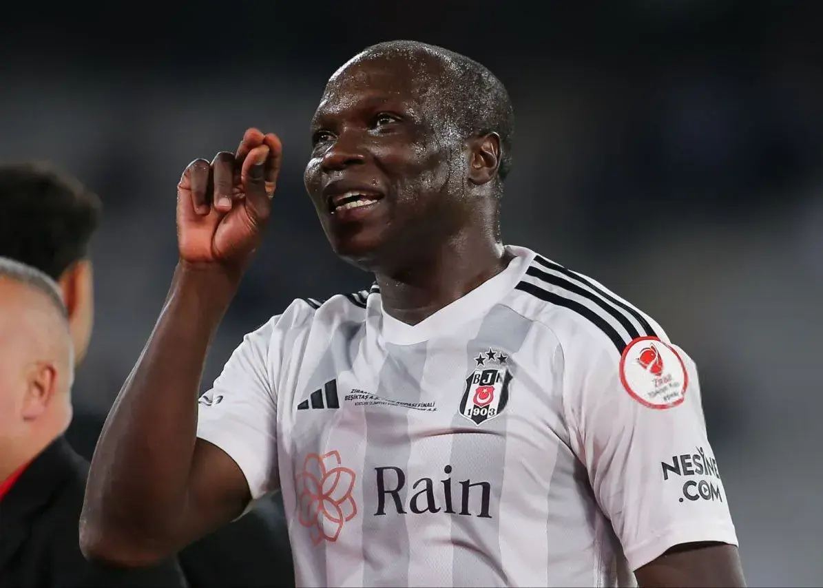 همبازی و رقیب کریس رونالدو در استقلال!