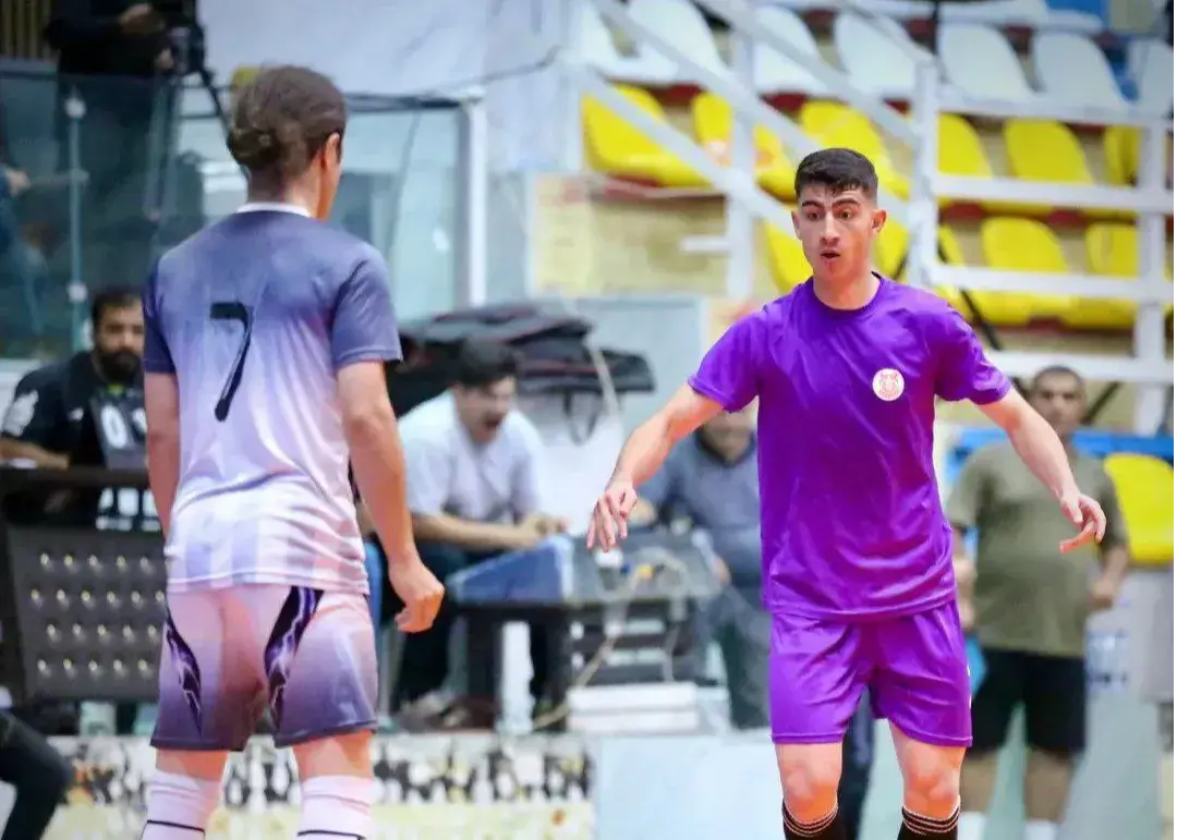 شماره ده پرطرفدار تبریز بر تن ستاره سالنی باز