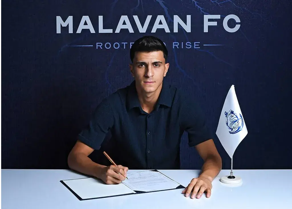 حبیبی در ملوان؛/ هافبک سپاهان سرباز شد!