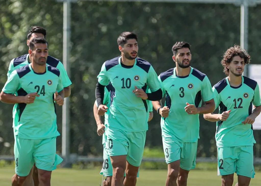 حضور پررنگ در تمرین صبح:/ واکنش غیررسمی سپاهان به جدایی محبی!