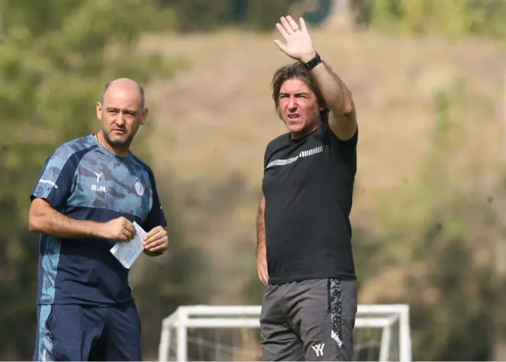 شروع تمرینات استقلال: هرچه ساپینتو بگوید!