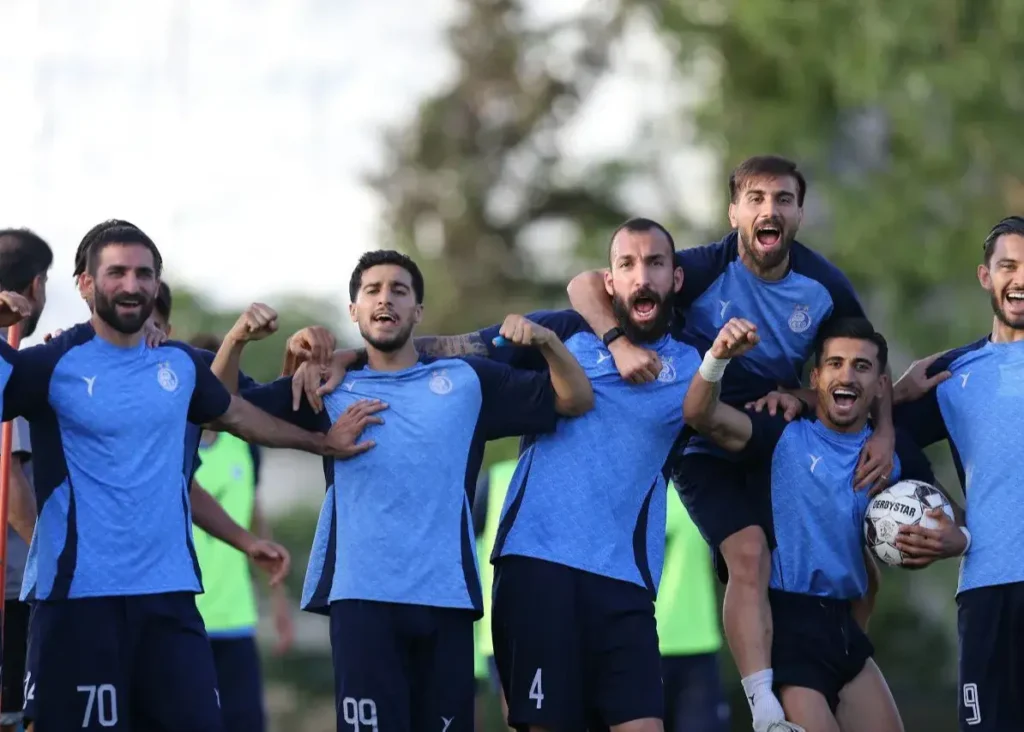 هشت + چهار جای خالی در لیست استقلال!