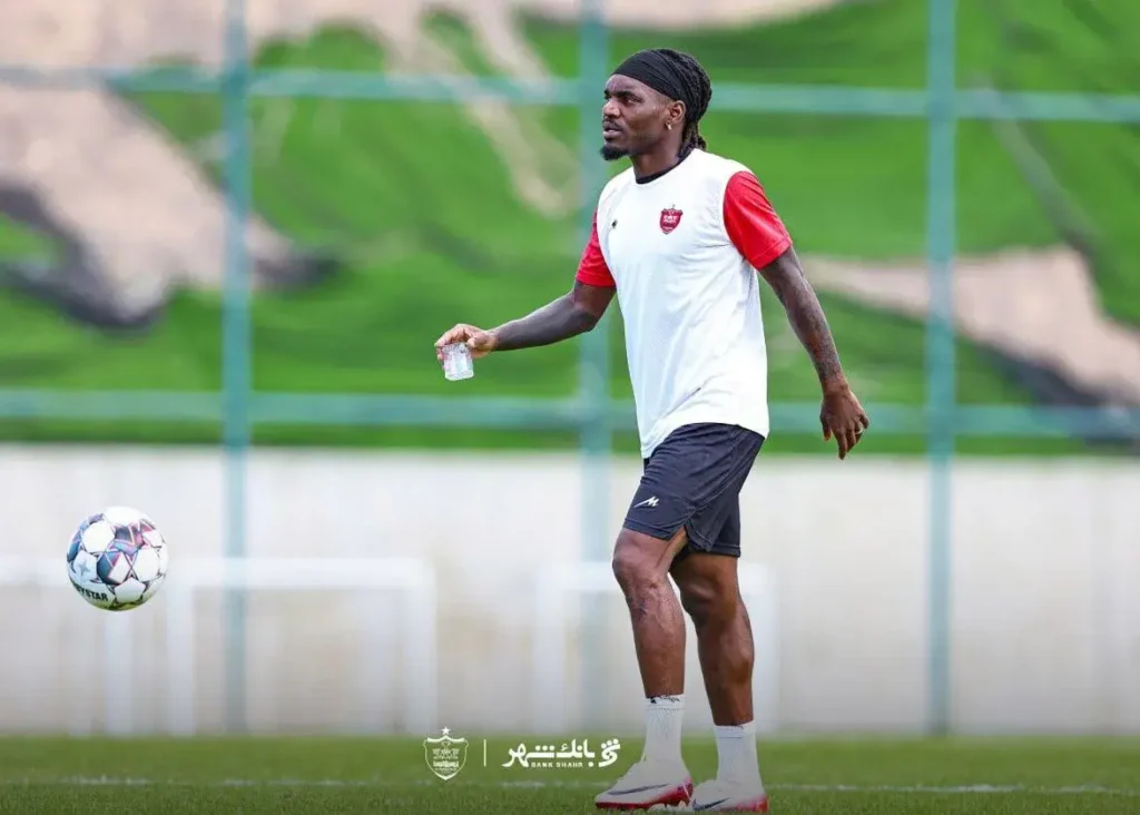 "جنجال در پرونده بیفوما"/ اتهام سنگین استقلال خوزستان به مدیریت پرسپولیس