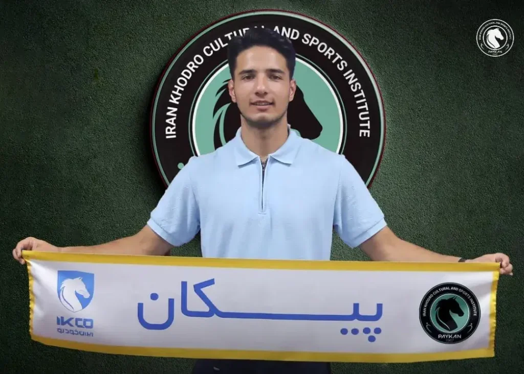 پیکان از تیم قهرمان بازیکن گرفت(عکس)