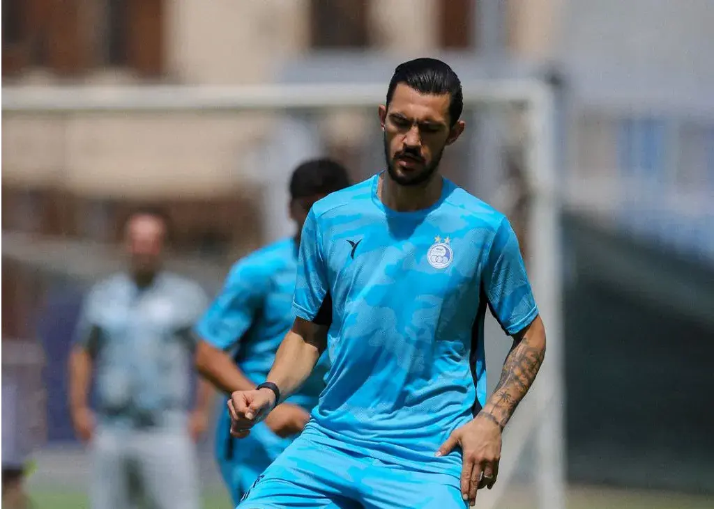 اولین تمرین آبی‌ها: خط حمله استقلال منهای یک!