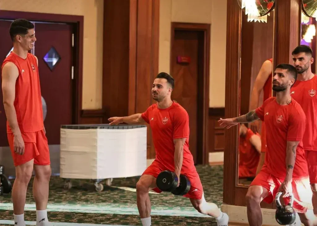 تمرین سخت پرسپولیس این بار در سالن وزنه