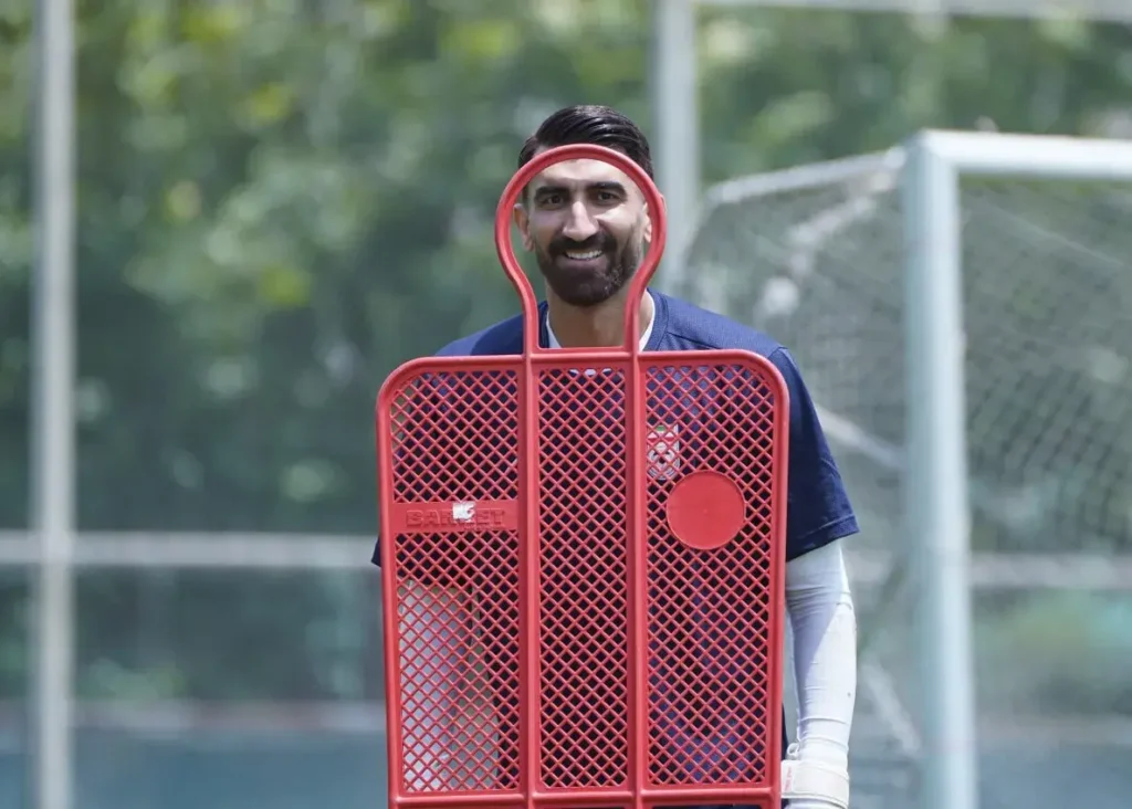 لوزان در انتظار پرواز نمایندگان تراکتور و پرسپولیس؛/ حکم می‌آید اما پرونده بیرانوند بسته نمی‌شود!