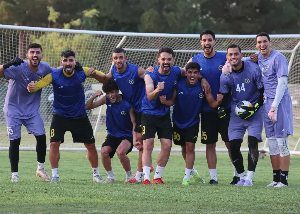 دو مربی، یک بازیکن خارجی و دو مدافع در راه سپاهان!