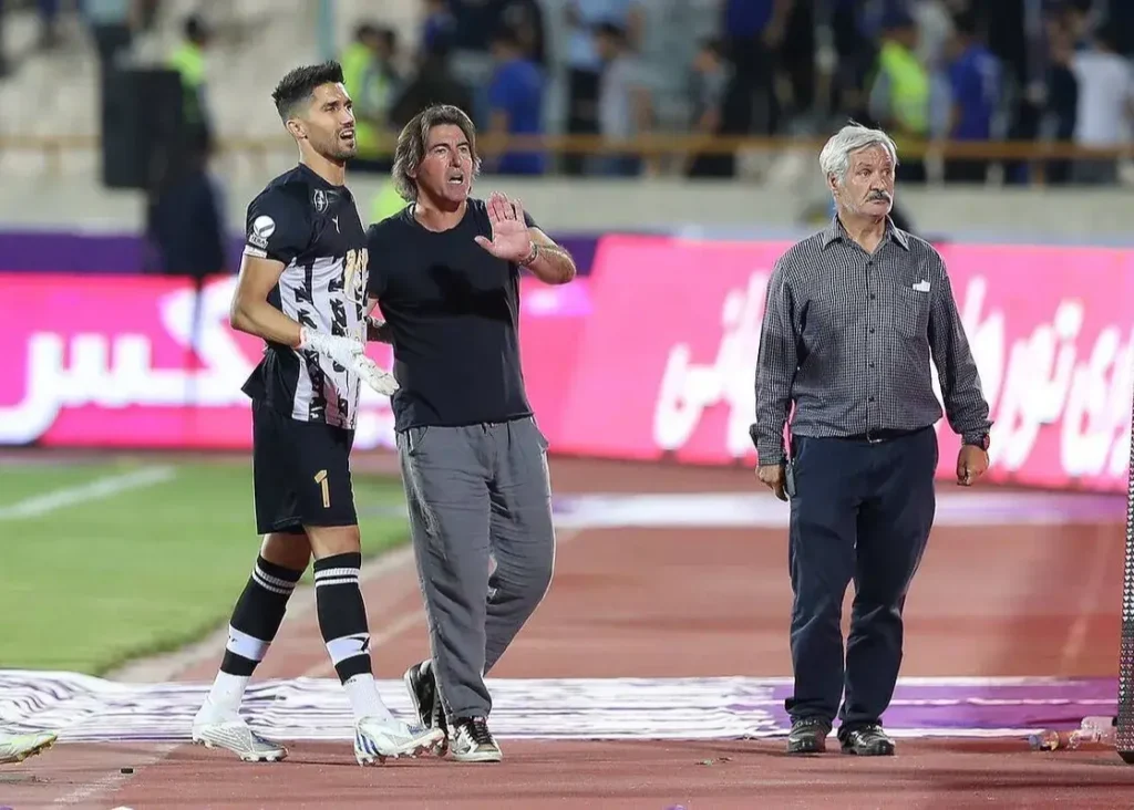 ادعای جالب درباره روزهای پرحاشیه استقلال/ دستیاران ساپینتو، مخالف تمدید سیدحسین بودند!