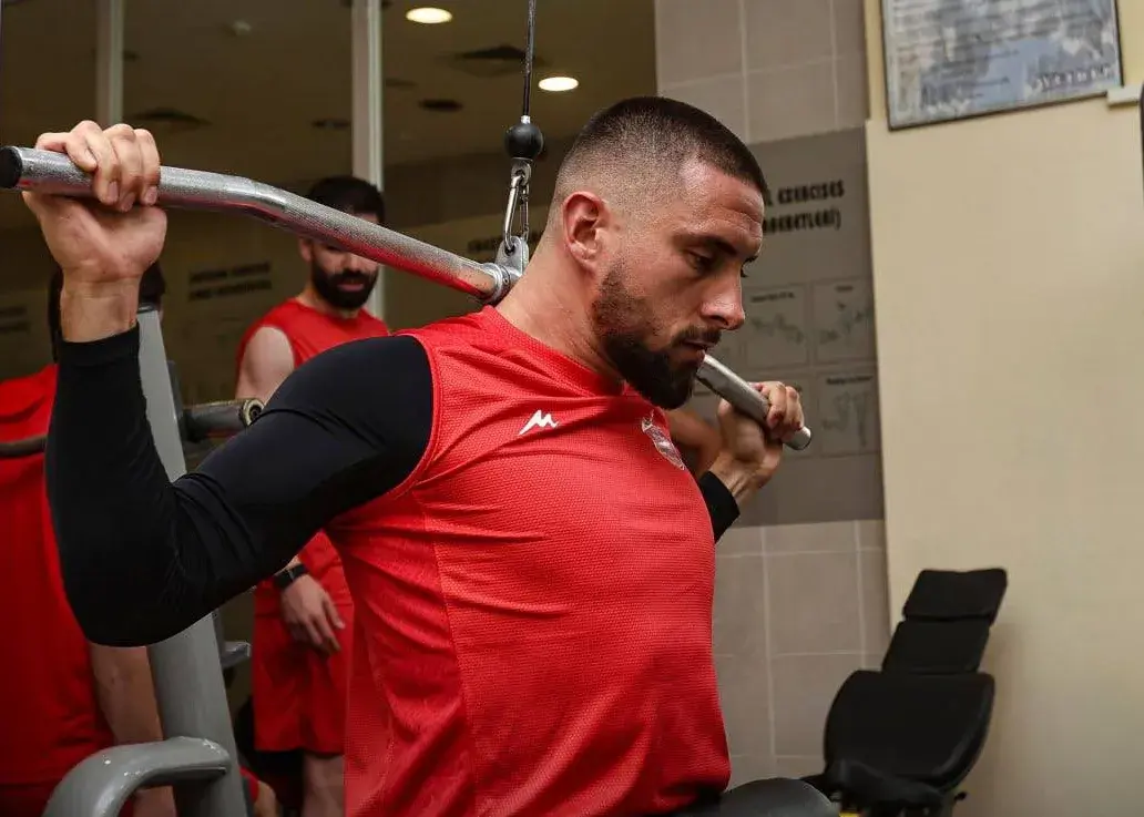 توضیح سخنگوی پرسپولیس در مورد جدایی الکسیس/ گندوز پیشنهادی نداشت که رضایت‌نامه بگیریم!