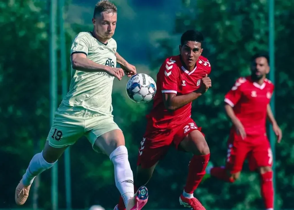 تراکتور همه طلسم‌ها را شکست/ رکورد بی‌سابقه در ایران: هشت بازیکن خارجی!