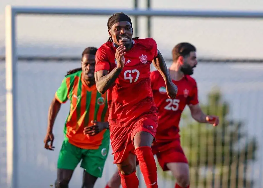 قرارداد جدید تیوی و آبی‌ها در زمان مقرر ثبت نشده؛/ نجات پرسپولیس از رضایت‌نامه سنگین بیفوما!