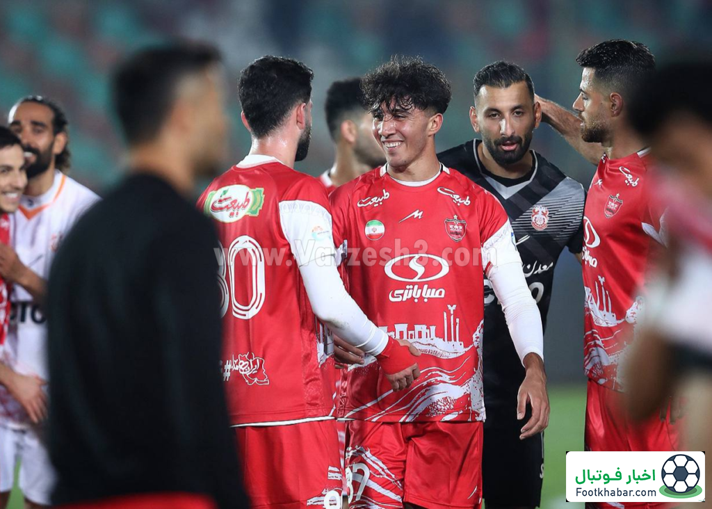 پدیده فصل پرسپولیس در ساختمان باشگاه
