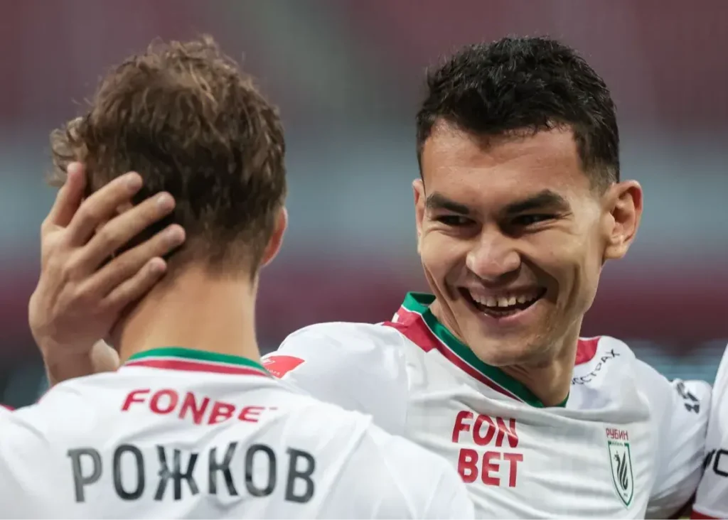 آشورماتوف: بخاطر جام جهانی به استقلال آمدم