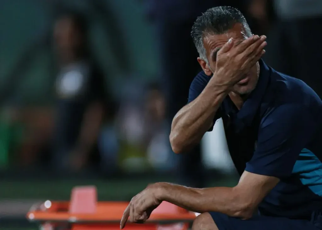 مربی جنجالی دوباره آمد؛/ طغیانگر فوتبال به خانه برگشت!